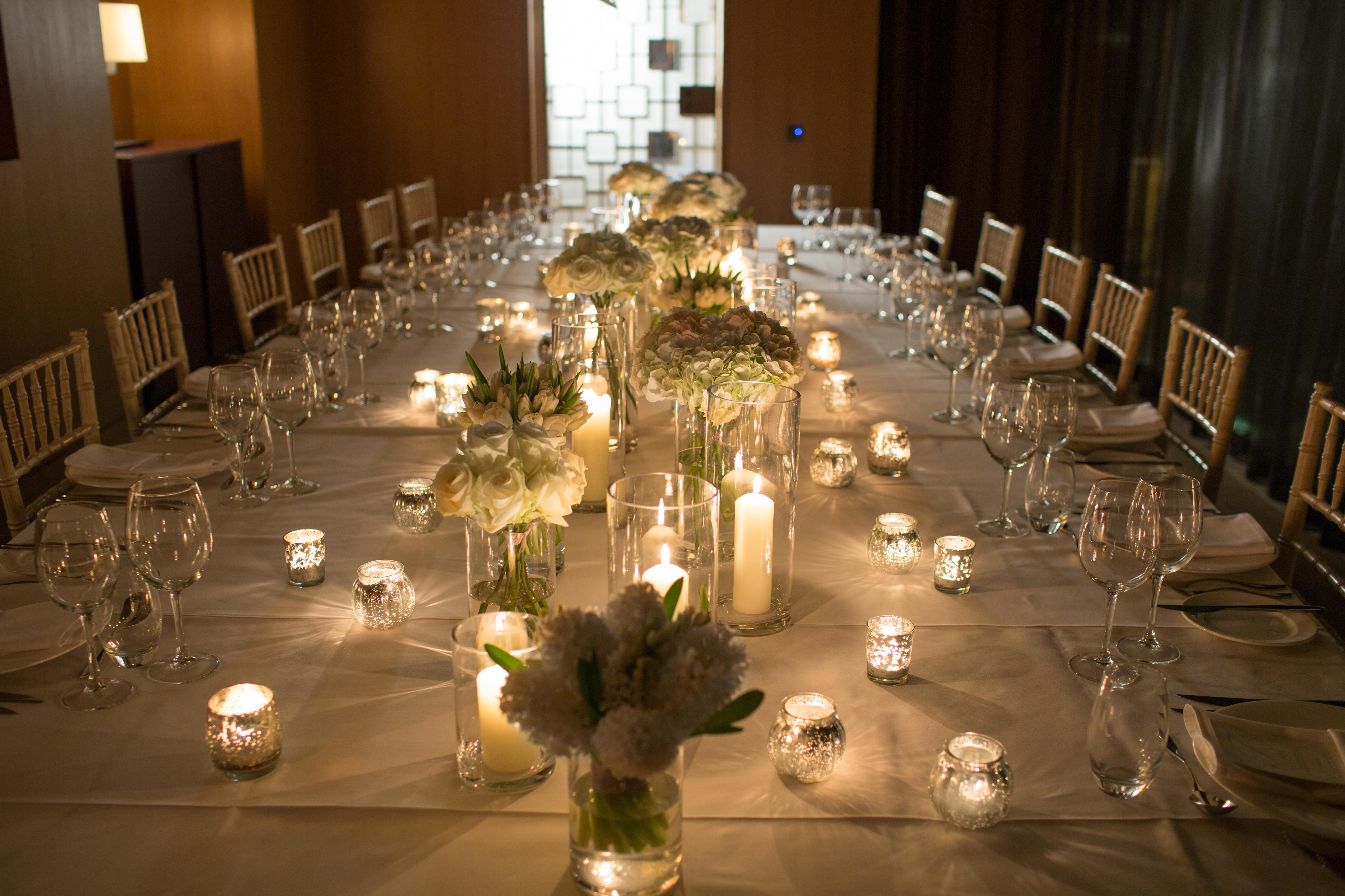 The Fitzwilliam Hotel Belfast Exteriér fotografie A table set for a wedding reception